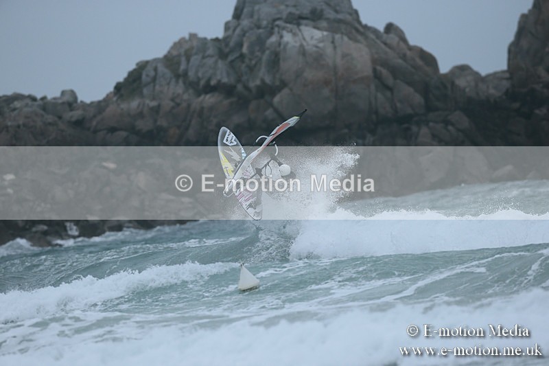 WS 030413-95 - Windsurfing