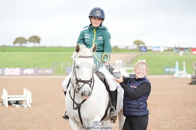 250920-162858-01623 - Cls 22 Pony Intro 90cm Derby