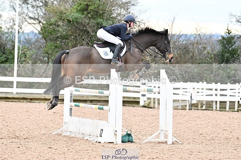 250112-142043-01605 - Cls 21 Foxhunter and 1.20m Open