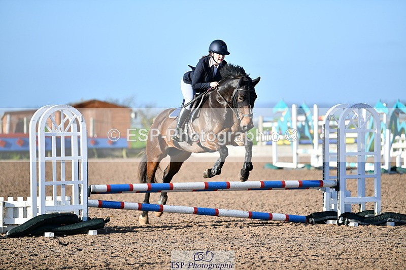 241026A-094220-00474 - SAT Cls 20+21 Club and Schools 60cm