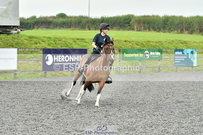 230817-091029-00092 - Theo's 1st Group - Arena