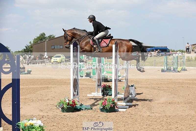 250725-134417-03050 - Cls 3 Snr Foxhunter