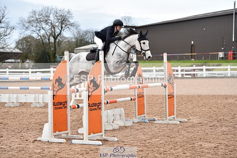 231203A-131512-01305 - Cls 9+10 Children on Horses 1m & 1.10m