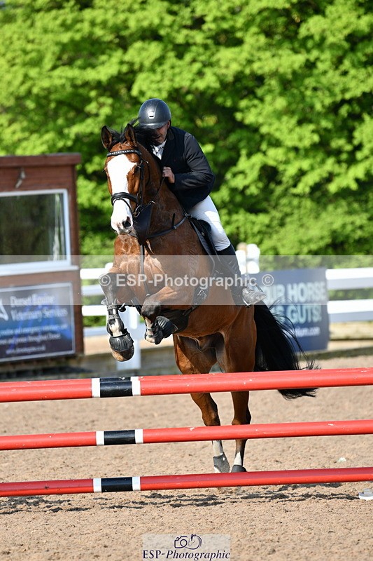 240512A-085652-17027 - Cls 39 British Novice and 90cm Open