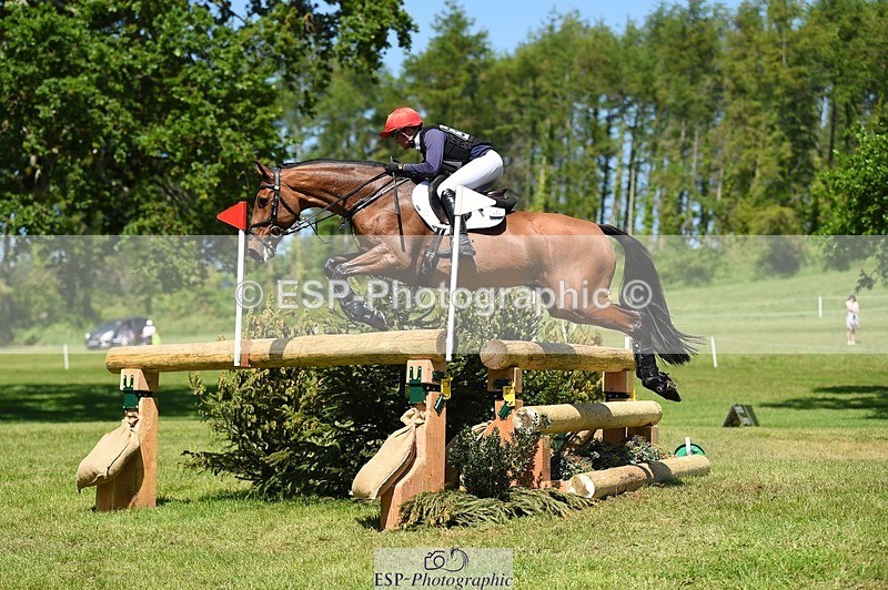 230527-142752-09794 - 327-ROMANTIC-Rosie_Fry-XC