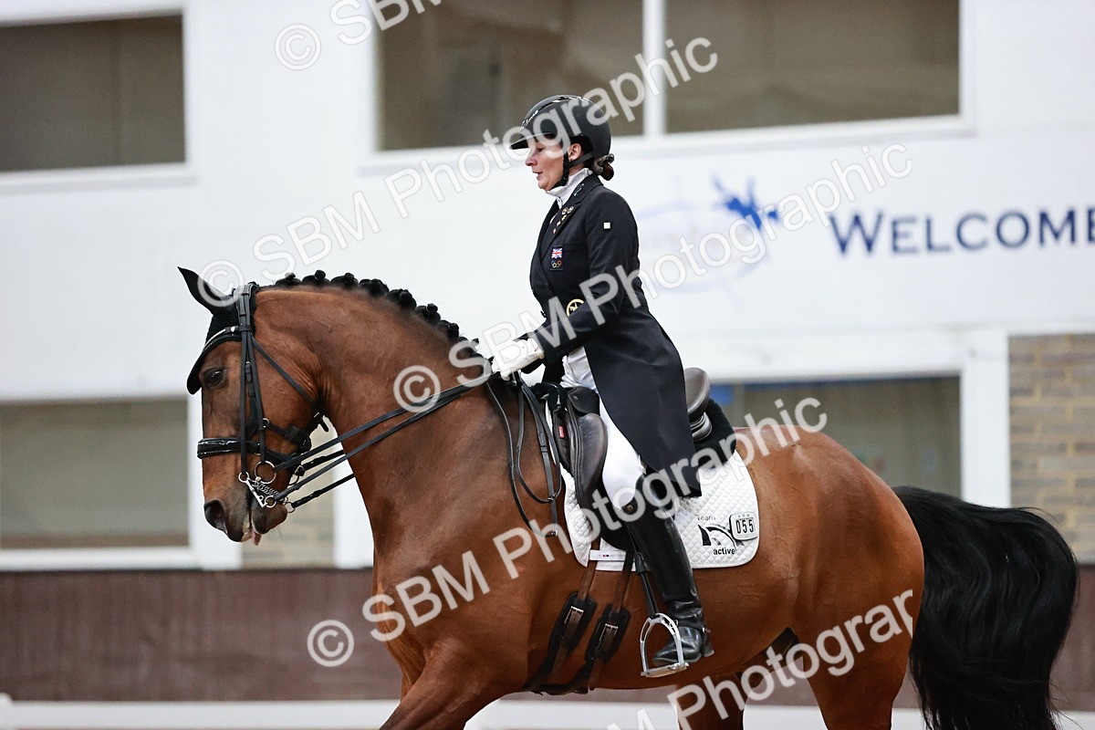 SBM_002833 - Class 19 - FEI PSG