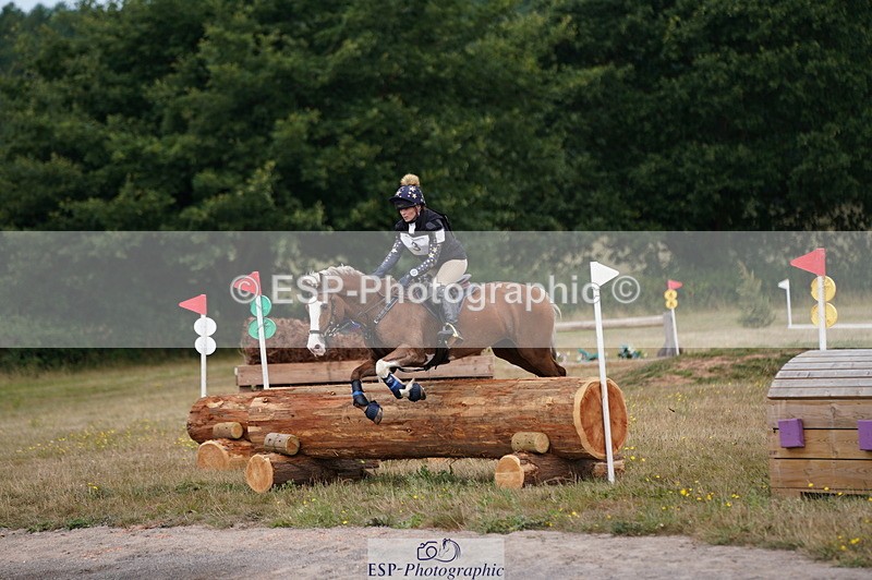 250802A-101428-01304 - A-003-Lucy.Jowett-LILLY