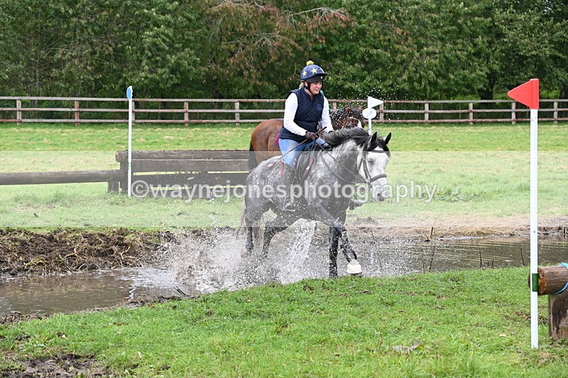 WJ6_5619 - Time at Photographer 12:31 to 12:40