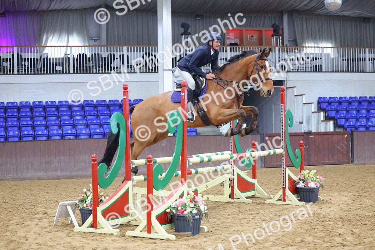 SBM_008521 - Class 21 - Nupafeed Supplements Senior Discovery/ 1m Open - First Round (1.00m)