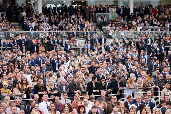 yr09102021r7-1 - Race 7 5.00pm Coral Proud Sponsors Of British Racing Finale Handicap