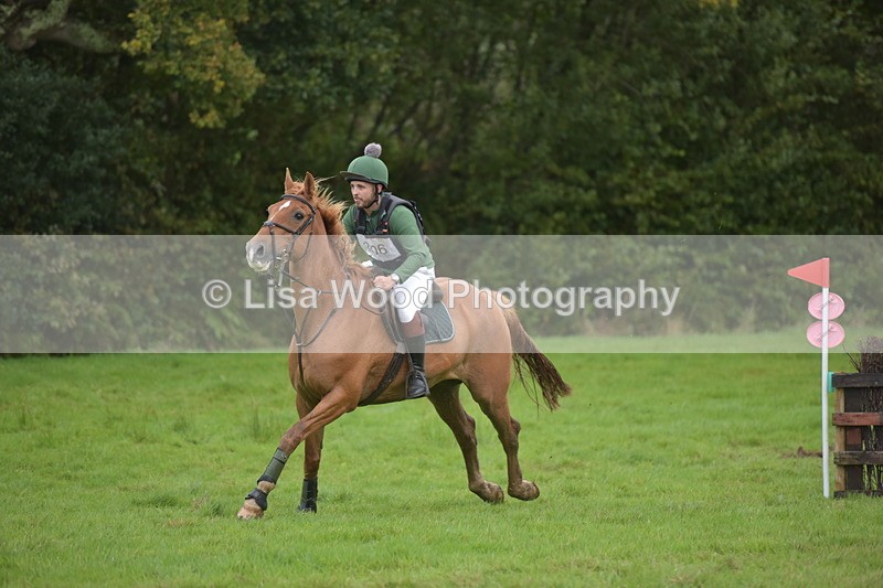 RAY_0699 - Class 6: 90cm +: Double of Brushes