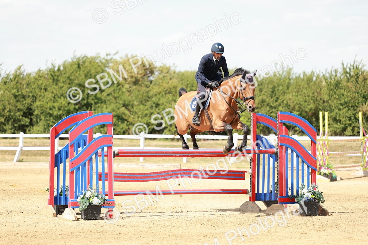 SBM_007835 - Class 4 - Senior Foxhunter - 1.20m Open
