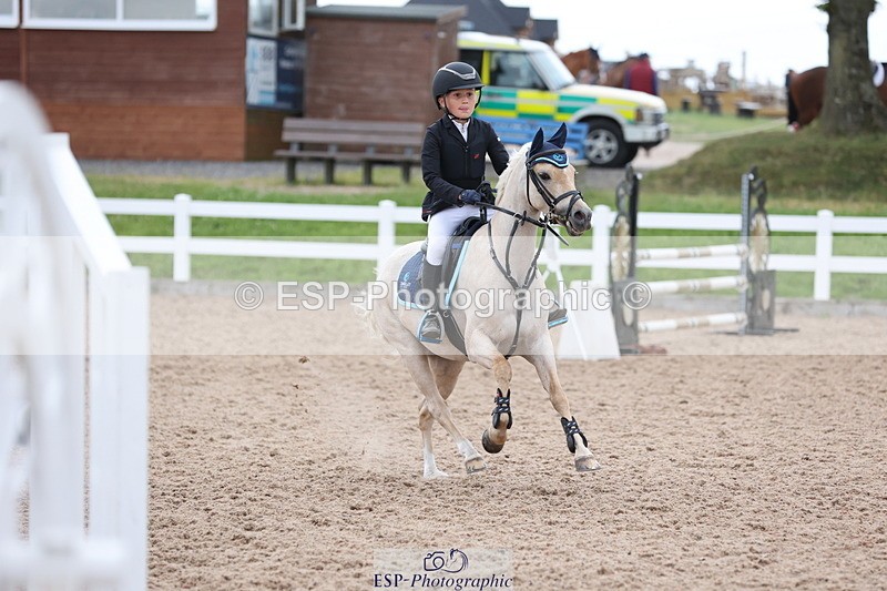 240630A-184824-16493 - Cls 29 Springboard 128cm + 138cm