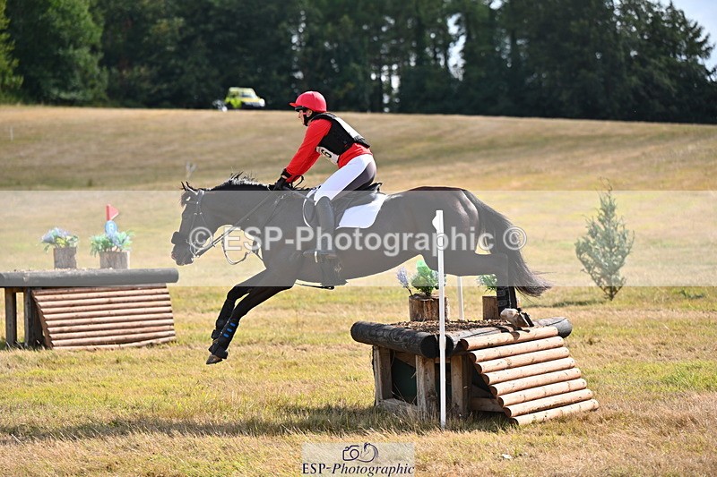 250803A-162228-16799 - Q-756-Sarah.Whitehead-SHAKE.HIM.UP