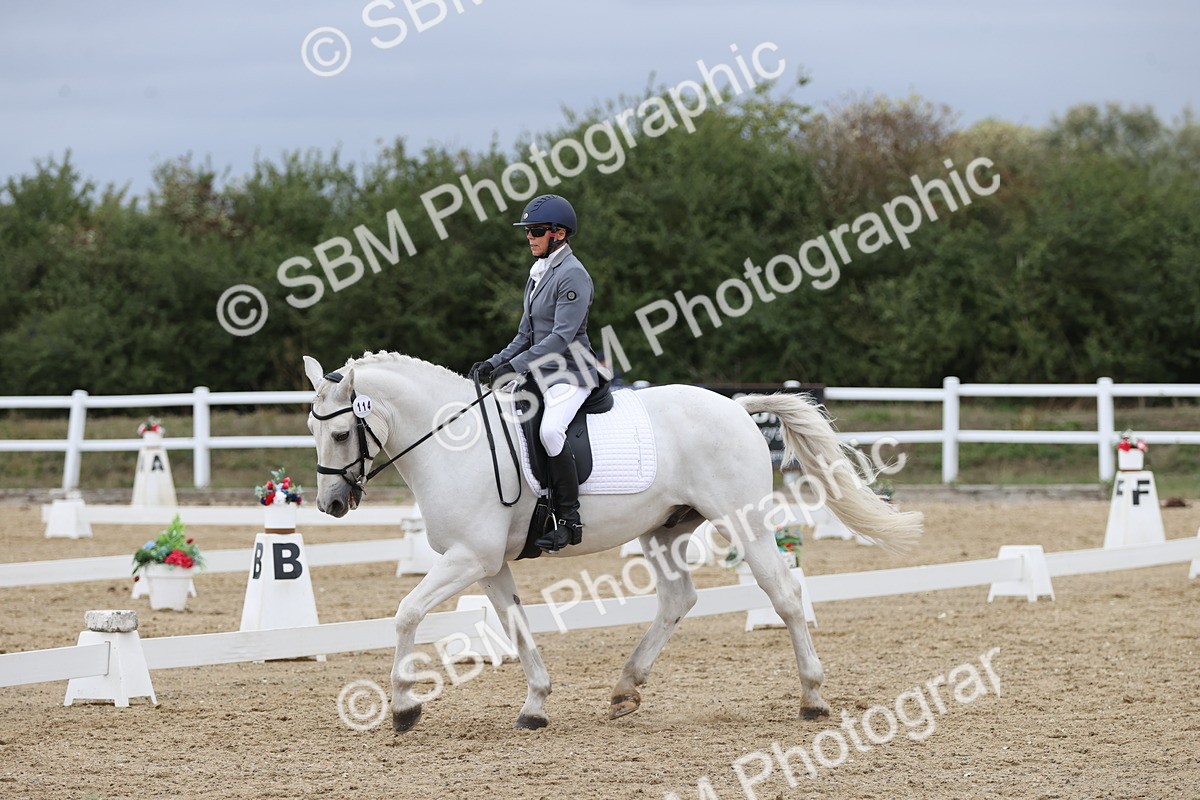 SBM_004277 - Class 9 - Novice 3 Champs