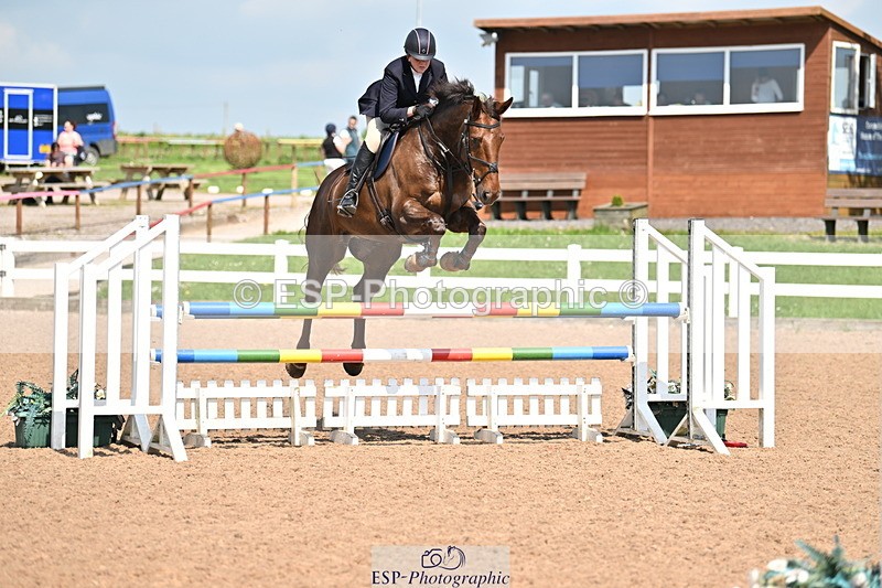 240509A-152004-02988 - Cls 5 1.05m National Am Quali