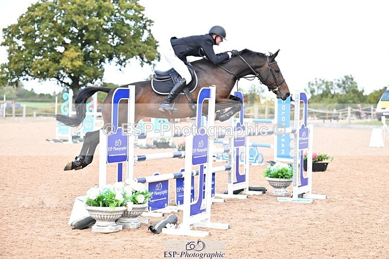 251005-101141-02692 - Cls 15 Foxhunter and 1.20m
