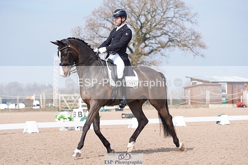 250404-120812-05591 - 032-Darren.Hicks-Sir.Robinson