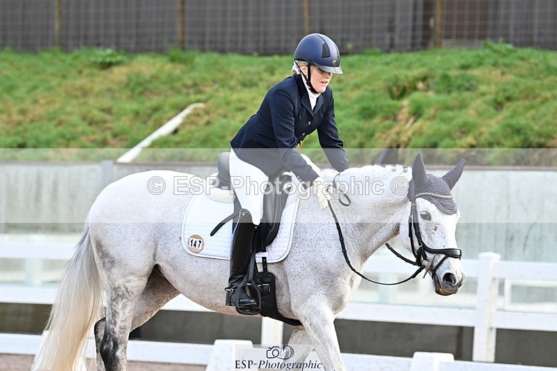 240218A-092121-04736 - 147-Tammie.Wells-Silver.moonshine