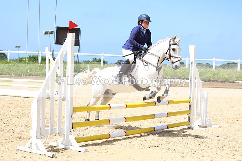 3E7A2231 - Class 4: 70 -75cm Part A