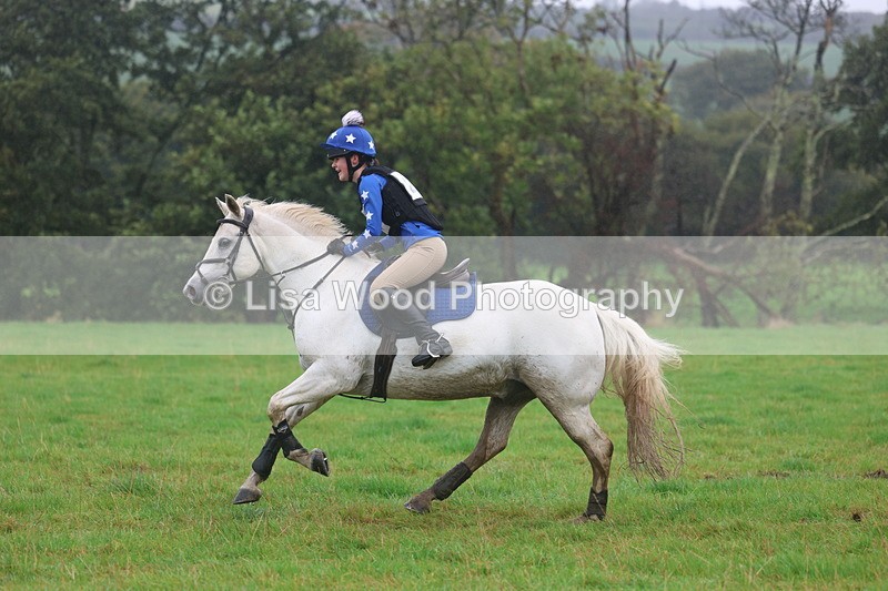 3E7A1468 - Class 2: 70cm: Half Roll Top