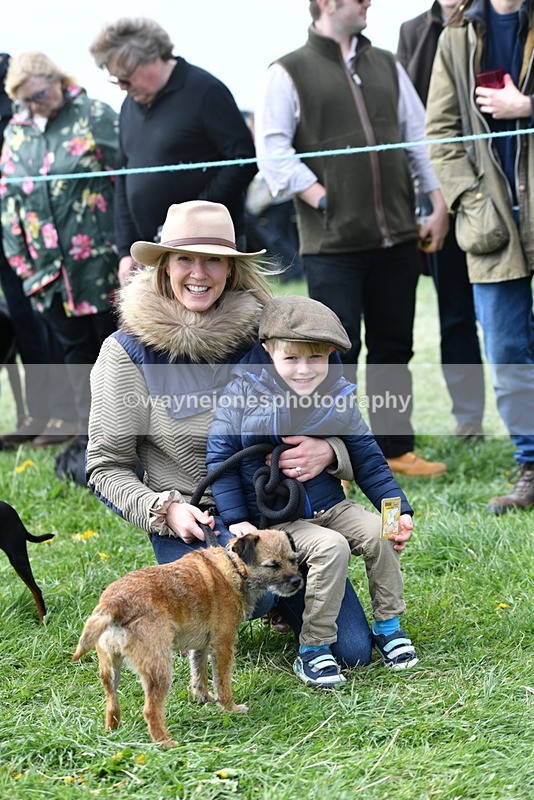 WJ5_0550 - Class 7 Best Terrier