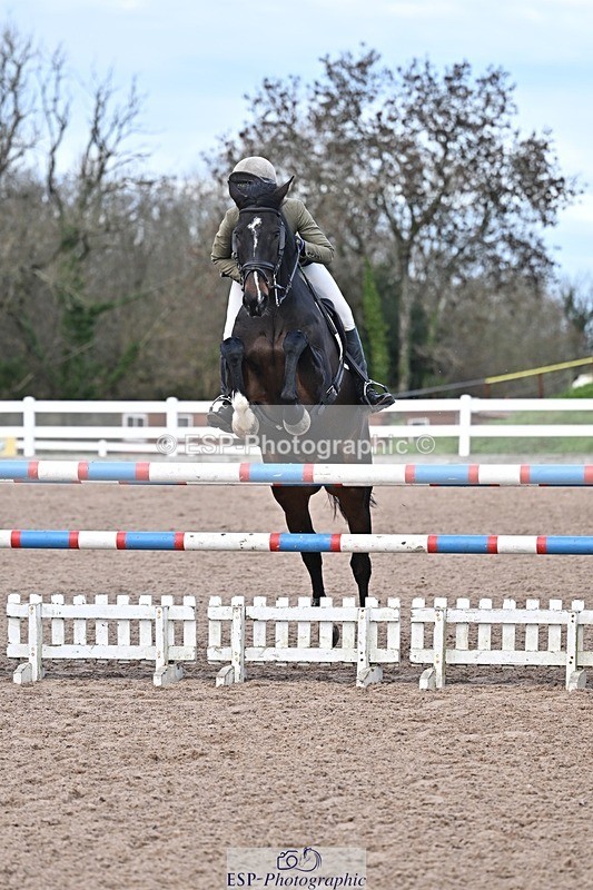 251126-132522-00573 - Cls 5 Foxhunter and 1.20m