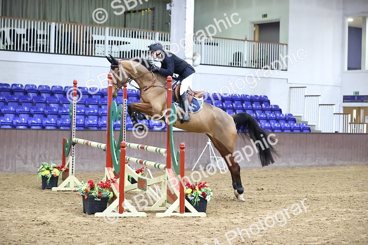 SBM_2556 - Class 9 - Senior Newcomers/ 1.10m Open