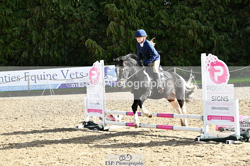 251004A-121347-00949 - Classes 4 & 5 50cm