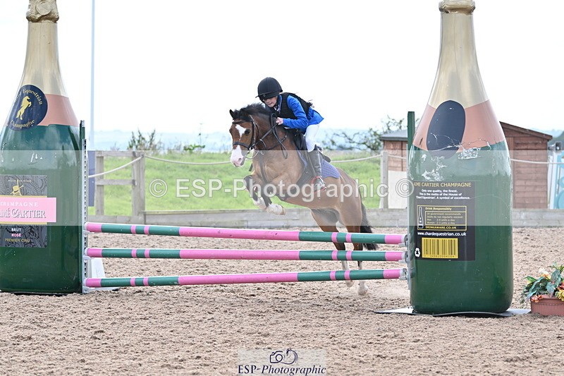 240628A-161538-01403 - Cls 5 Stepping Stones 128cm + 138cm