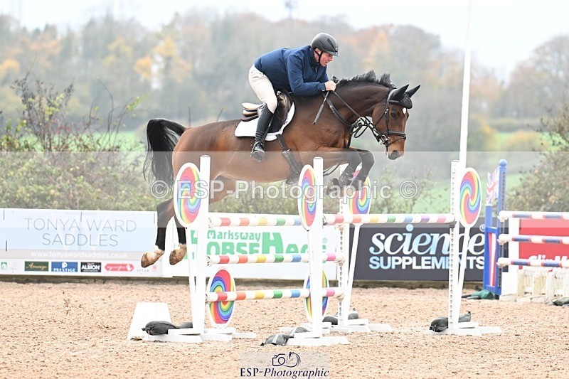 251105-141731-00834 - Cls 06 Fox & 1.20m