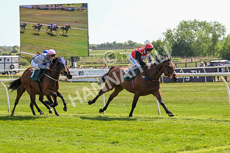 120525-Race 3-Zephlyn-8520 - Race 3