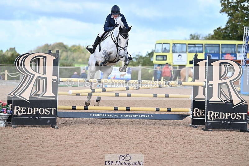 231014A-105041-04237 - Cls 18 Newcomers & 1.10m Open