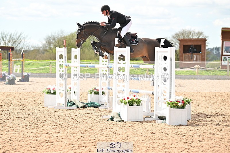 240418A-143910-04467 - Cls 9, 2 Star Big Tour 1.40m