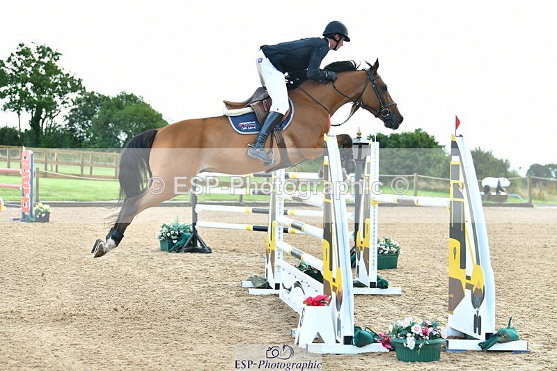 230723A-095238-10687 - Cls 4, 2 Star Small 1.30m