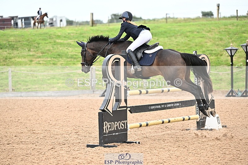 240828A-130954-00585 - Cls 3 Snr 1.05m Open