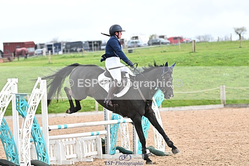 250414-111729-00425 - 90cm Round 1