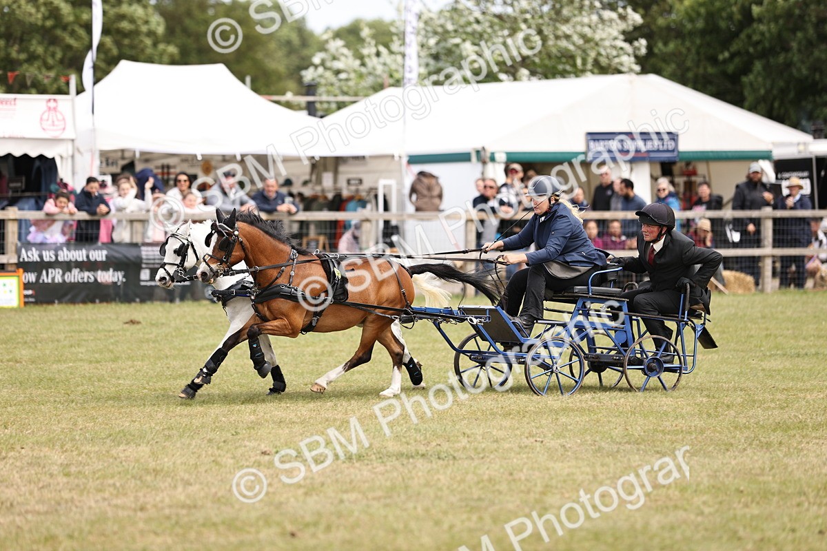 SBM_16056 - Class 91 - Scurry  exceeding 122cms