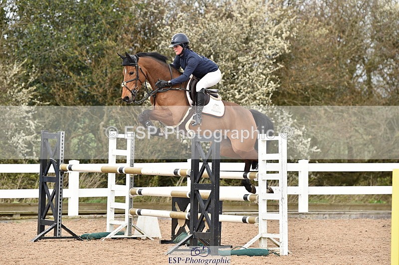 240327A-124240-00431 - Cls 4 Newcomers and 1.10m Open