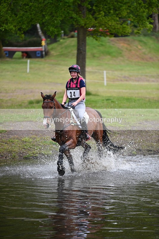 WJ5_5233 - Time 12:04 to 13:05