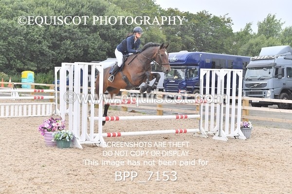 BPP_7153 - CLASS 4 Senior Newcomers/ 1.10m Open