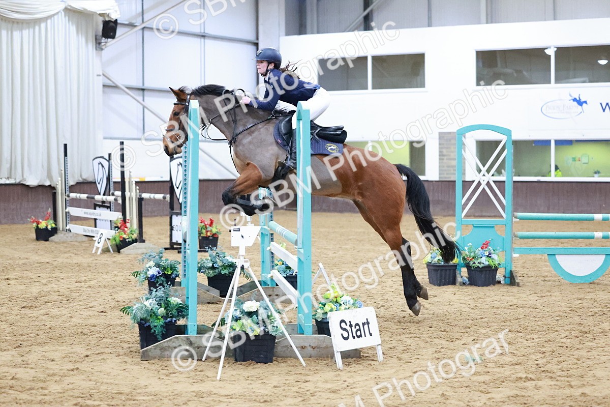 SBM_007391 - Class 24 - Nupafeed Supplements Senior Discovery/ 1m Open