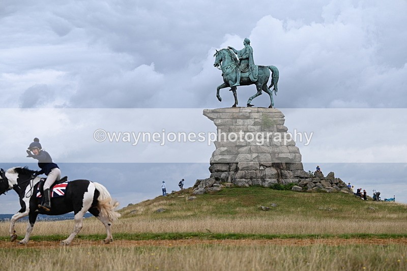 DSC_5046 - Time at Statue 11:10 to 11:42