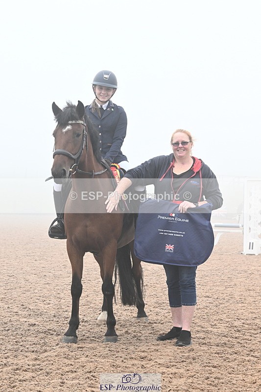240907A-094046-00155 - Cls 1 Pony Intro 70cm