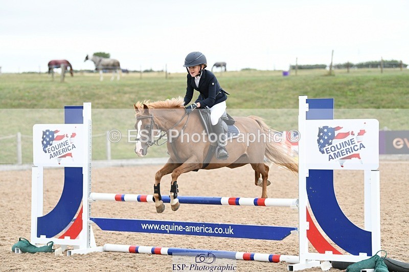 250807-130616-00998 - 70cm Round 2