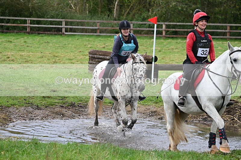 WJ6_4135 - Time at Photographer 11:48 to 11:56