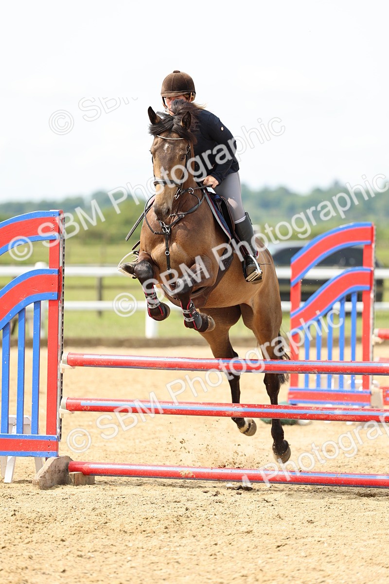 SBM_004502 - Class 16 - Senior British Novice - 90cm