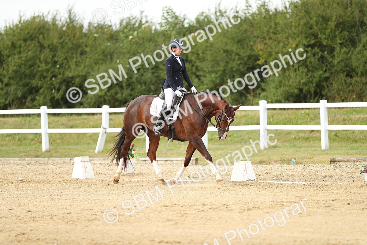 SBM_018458 - Class 14 - Novice 23 - 15.16-16.19