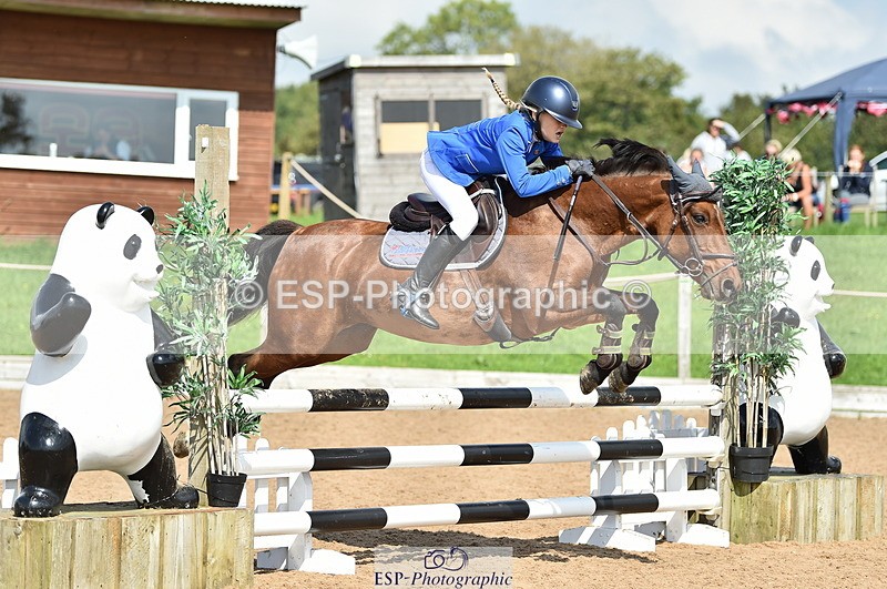 230902A-125104-01246 - Cls 3A Pony Medium 80cm