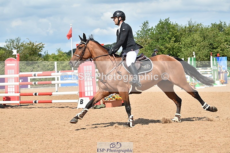 230720A-111958-02376 - Cls 29, 6 Yr Olds 1.20m